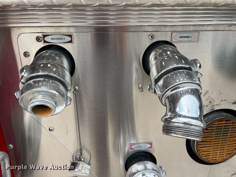 image for item LD9939 1995 E-One fire truck