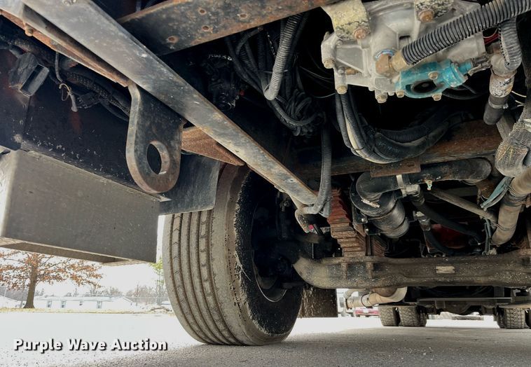 image for item LD9939 1995 E-One fire truck