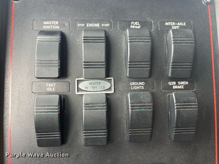 image for item LD9939 1995 E-One fire truck