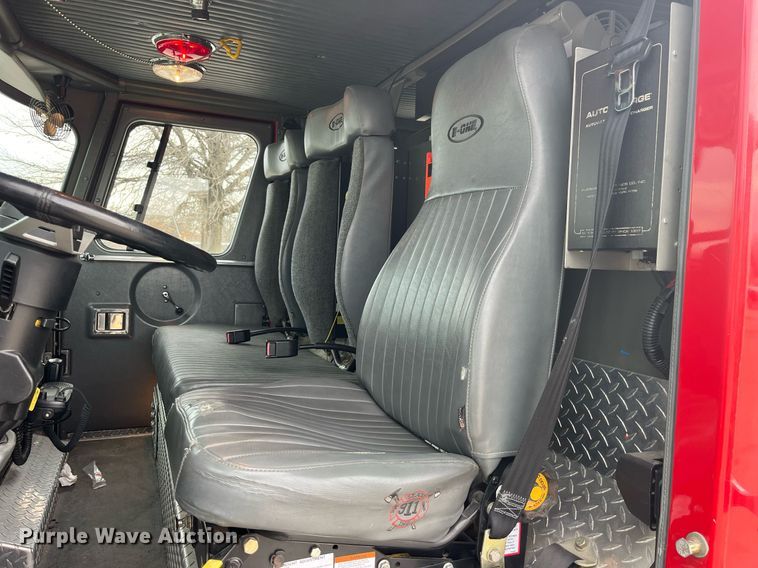 image for item LD9939 1995 E-One fire truck