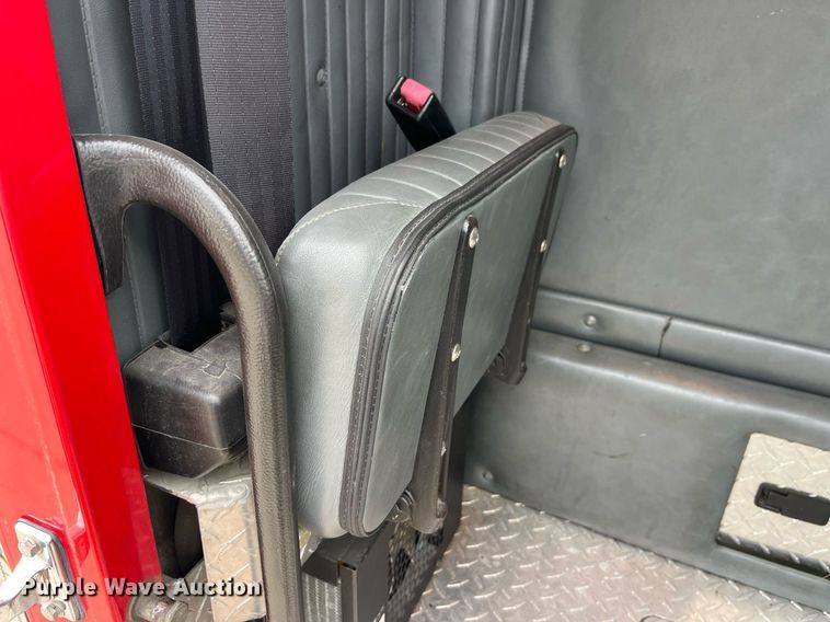 image for item LD9939 1995 E-One fire truck