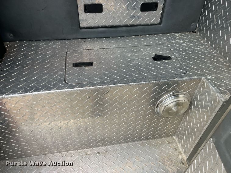 image for item LD9939 1995 E-One fire truck