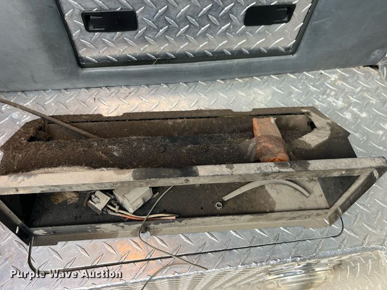 image for item LD9939 1995 E-One fire truck