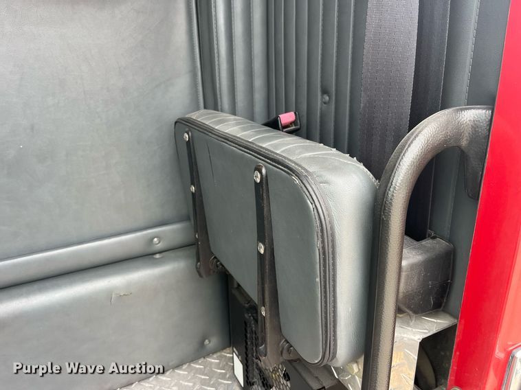 image for item LD9939 1995 E-One fire truck