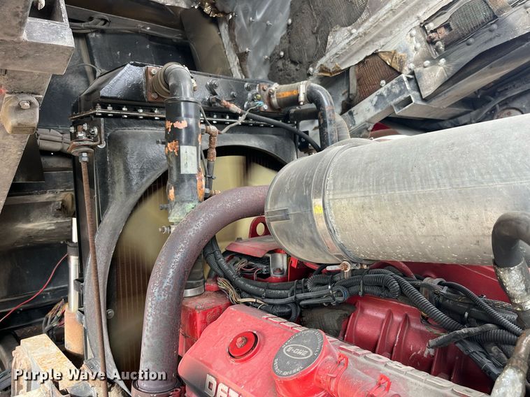 image for item LD9939 1995 E-One fire truck