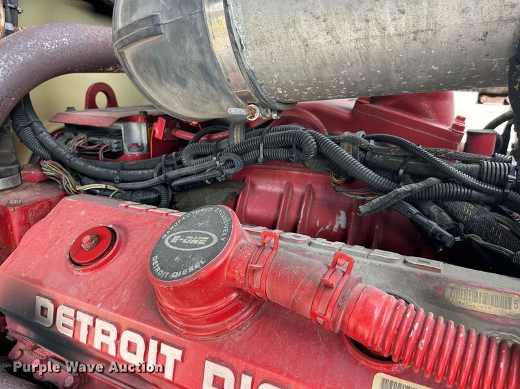 image for item LD9939 1995 E-One fire truck