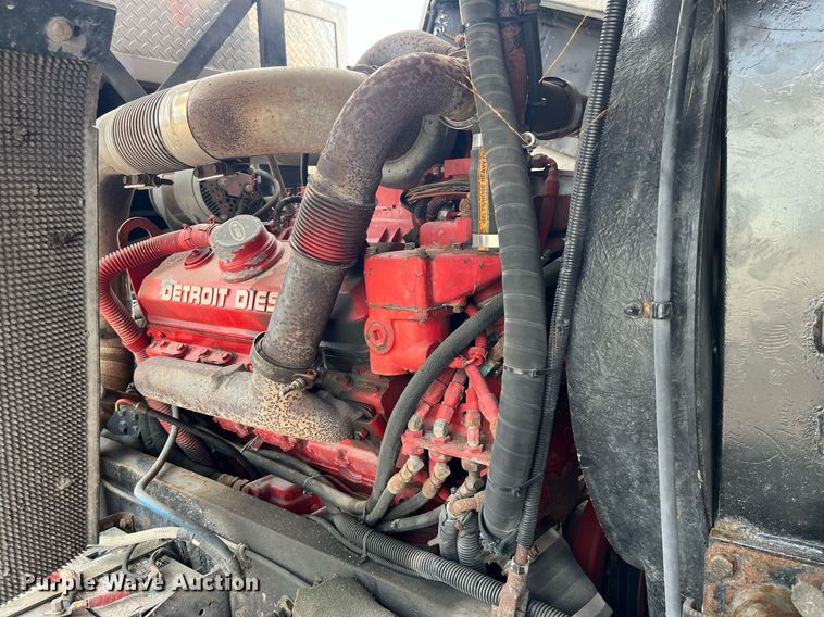 image for item LD9939 1995 E-One fire truck