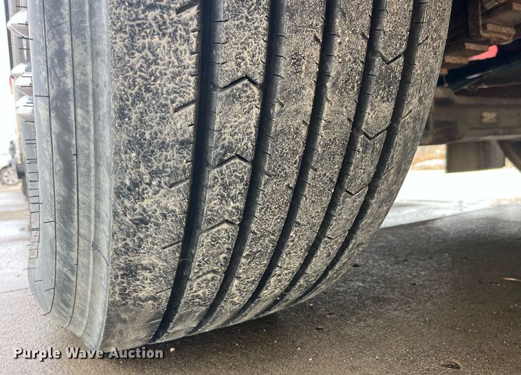 image for item LD9939 1995 E-One fire truck