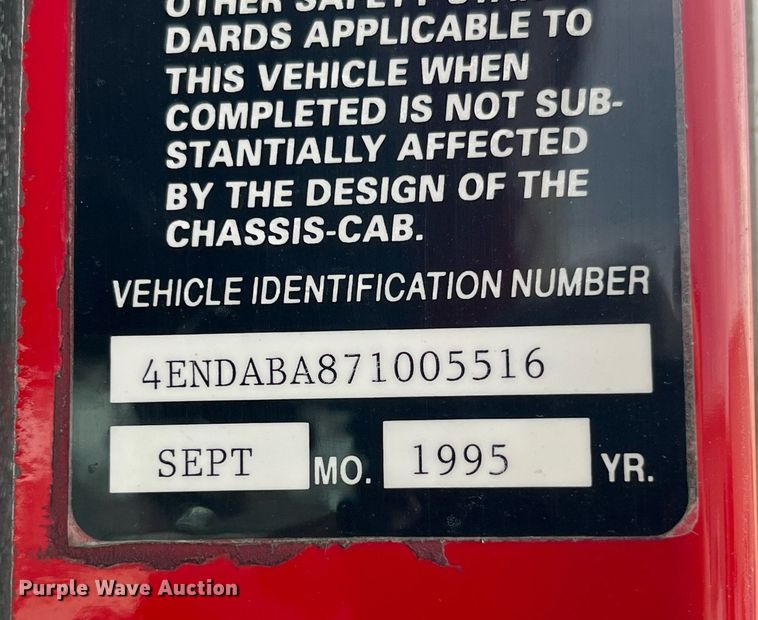 image for item LD9939 1995 E-One fire truck