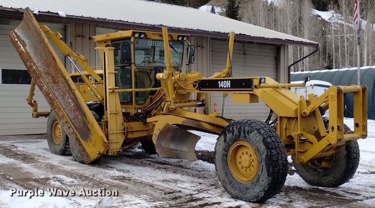 image for item LN9926 2005 Caterpillar 140H VHP motor grader