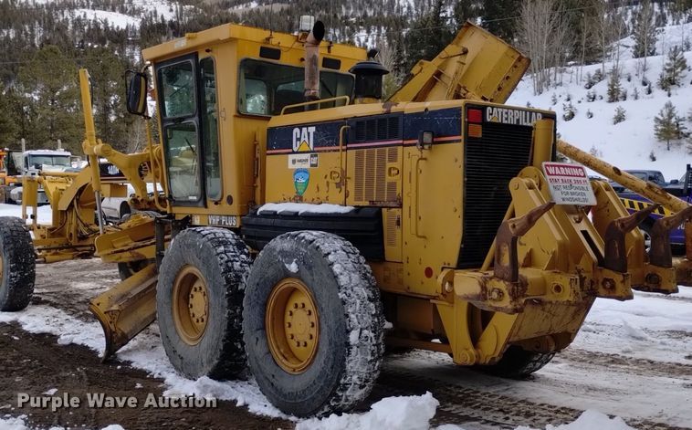 image for item LN9926 2005 Caterpillar 140H VHP motor grader