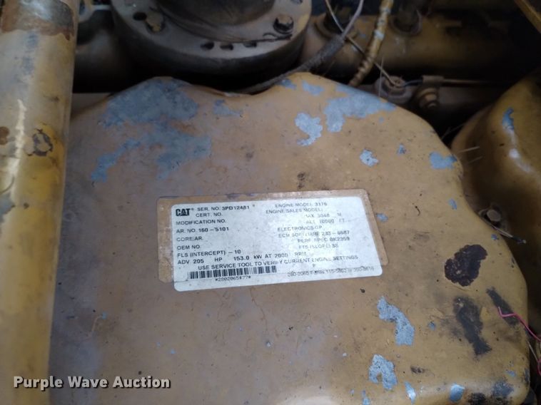 image for item LN9926 2005 Caterpillar 140H VHP motor grader