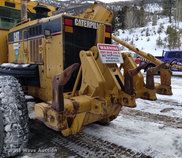 image for item LN9926 2005 Caterpillar 140H VHP motor grader
