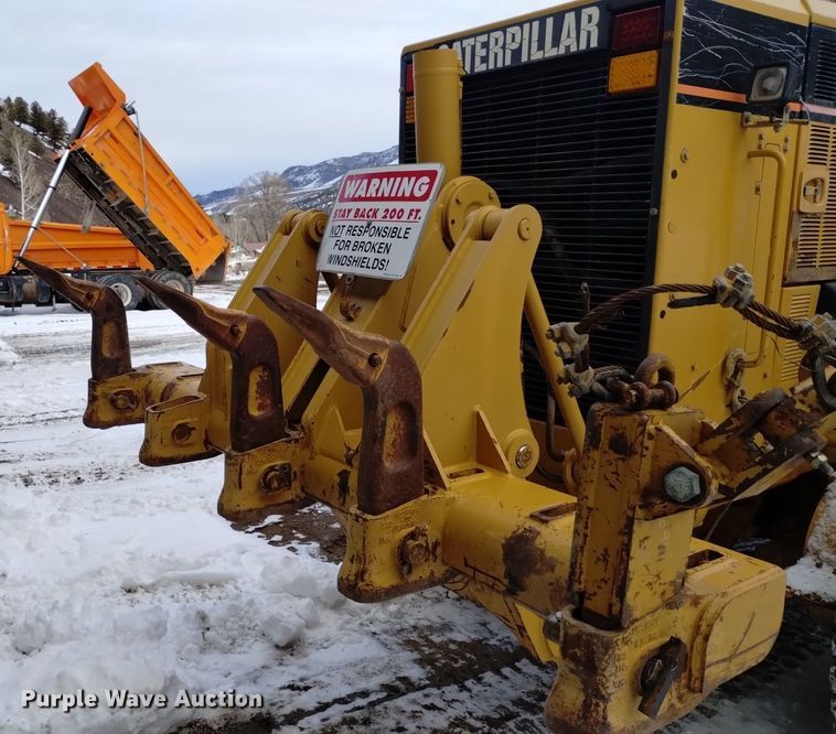 image for item LN9926 2005 Caterpillar 140H VHP motor grader