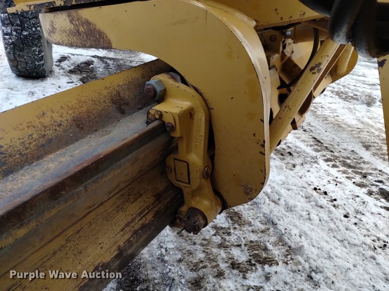 image for item LN9926 2005 Caterpillar 140H VHP motor grader