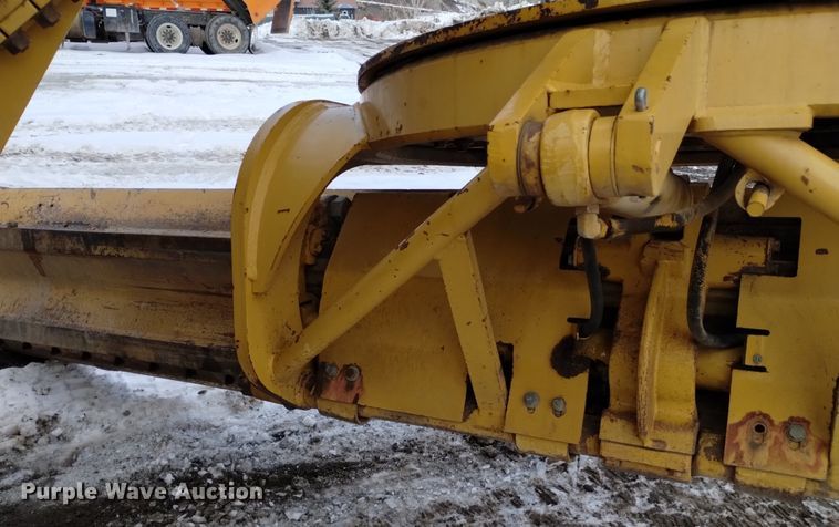 image for item LN9926 2005 Caterpillar 140H VHP motor grader