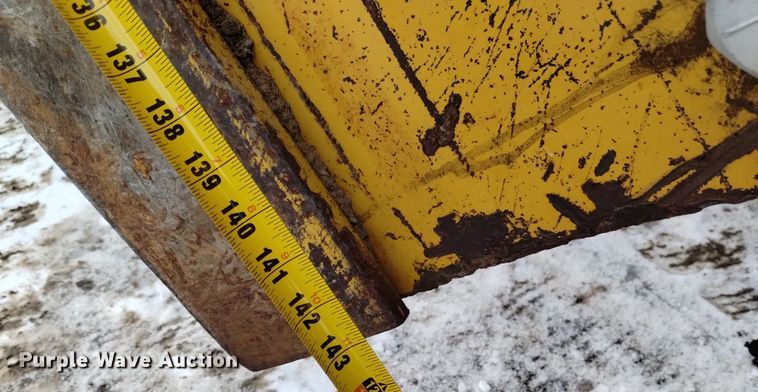 image for item LN9926 2005 Caterpillar 140H VHP motor grader