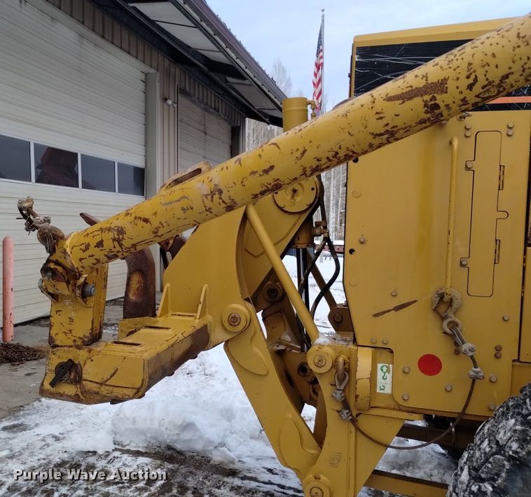 image for item LN9926 2005 Caterpillar 140H VHP motor grader