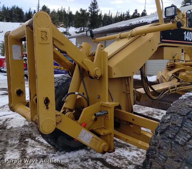 image for item LN9926 2005 Caterpillar 140H VHP motor grader