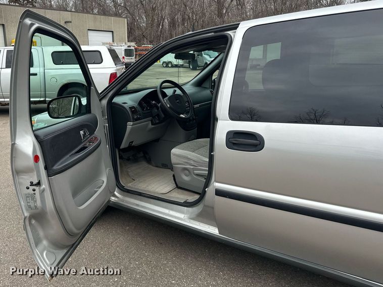 image for item LO9484 2008 Chevrolet  Uplander van