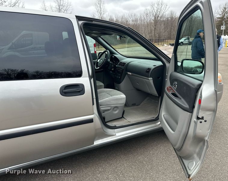 image for item LO9484 2008 Chevrolet  Uplander van