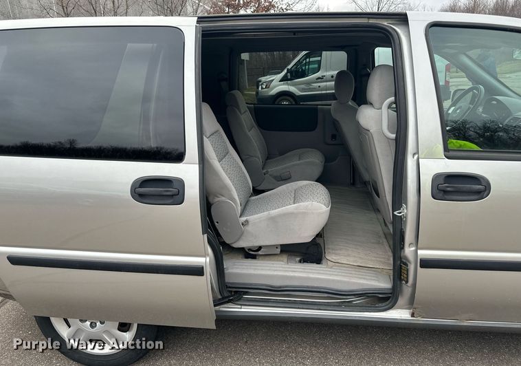 image for item LO9484 2008 Chevrolet  Uplander van