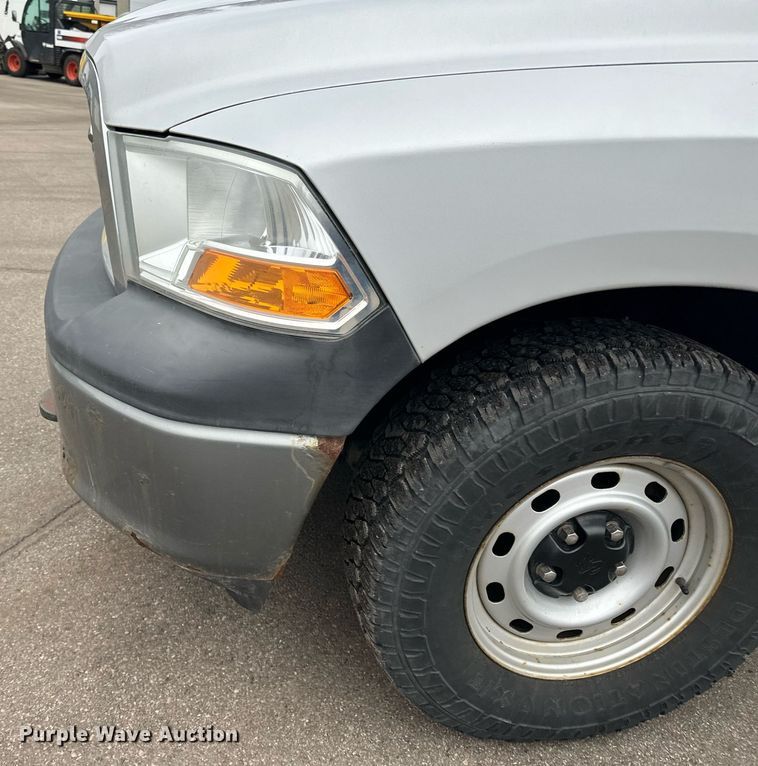 image for item LO9485 2011 Dodge Ram 1500 Crew Cab pickup truck