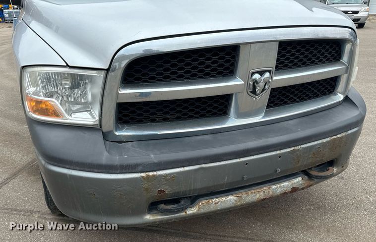 image for item LO9485 2011 Dodge Ram 1500 Crew Cab pickup truck