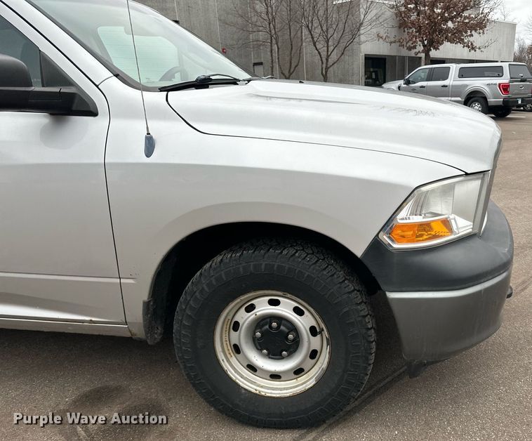 image for item LO9485 2011 Dodge Ram 1500 Crew Cab pickup truck