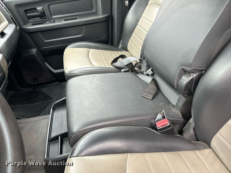 image for item LO9485 2011 Dodge Ram 1500 Crew Cab pickup truck