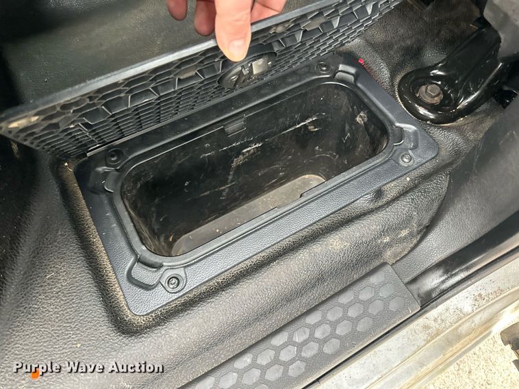 image for item LO9485 2011 Dodge Ram 1500 Crew Cab pickup truck