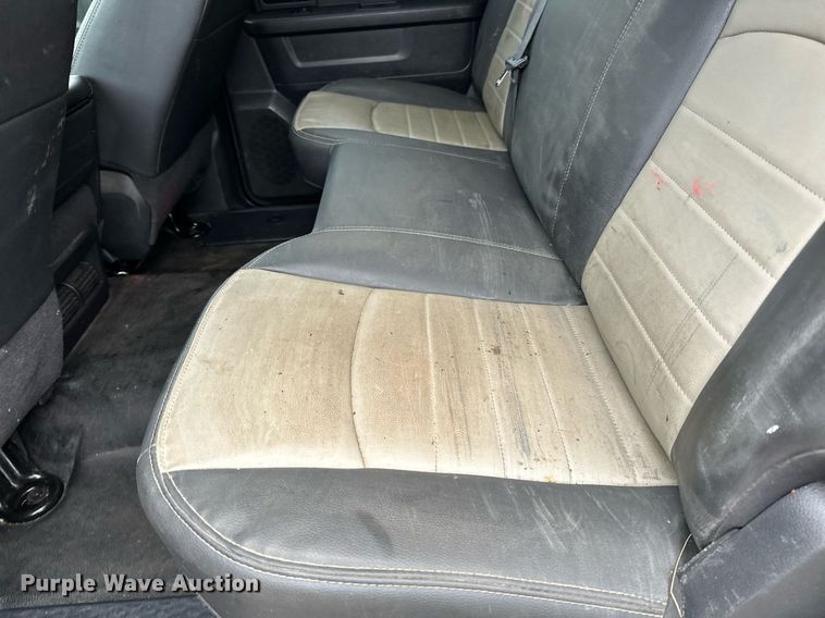 image for item LO9485 2011 Dodge Ram 1500 Crew Cab pickup truck