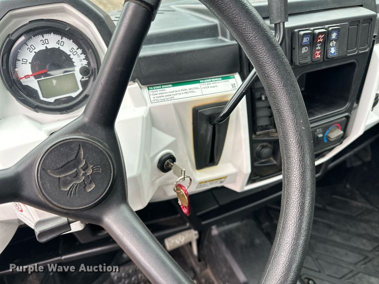 image for item LO9487 2016 Bobcat Toolcat 3650 utility vehicle