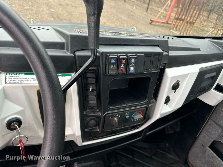 image for item LO9487 2016 Bobcat Toolcat 3650 utility vehicle