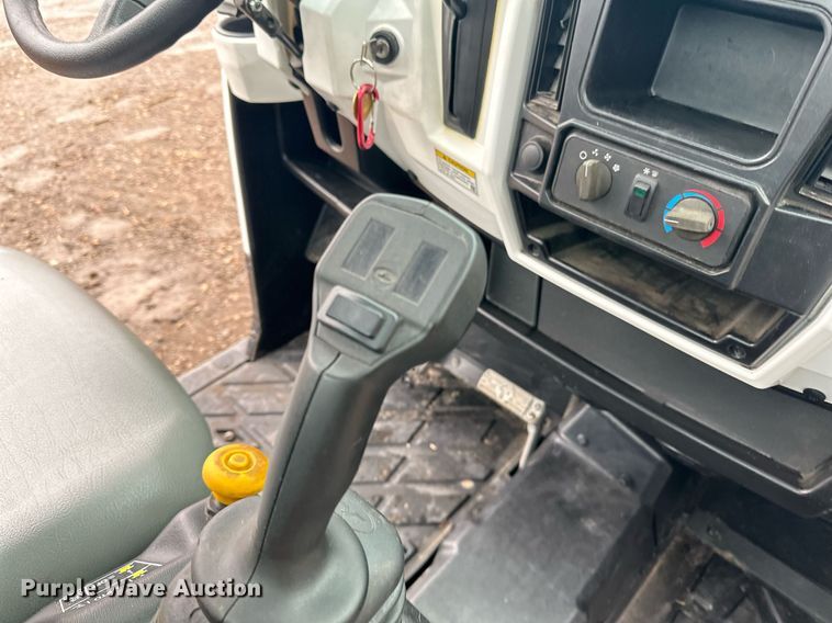 image for item LO9487 2016 Bobcat Toolcat 3650 utility vehicle