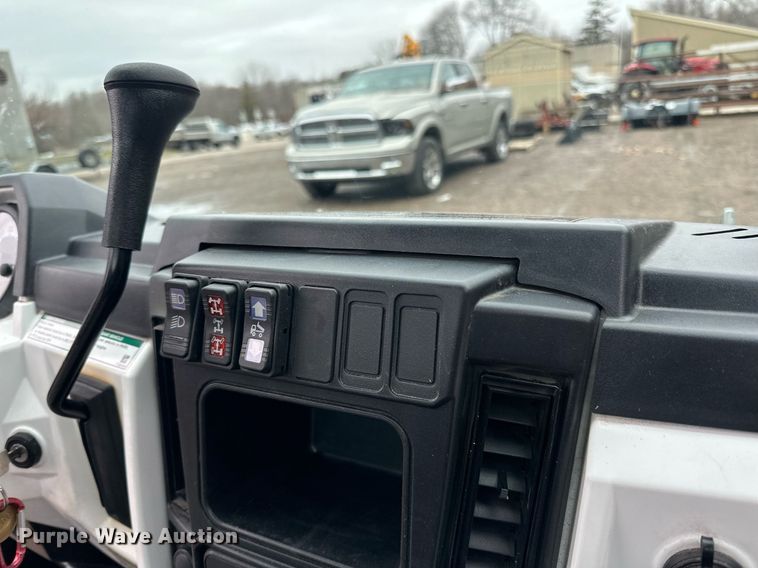 image for item LO9487 2016 Bobcat Toolcat 3650 utility vehicle