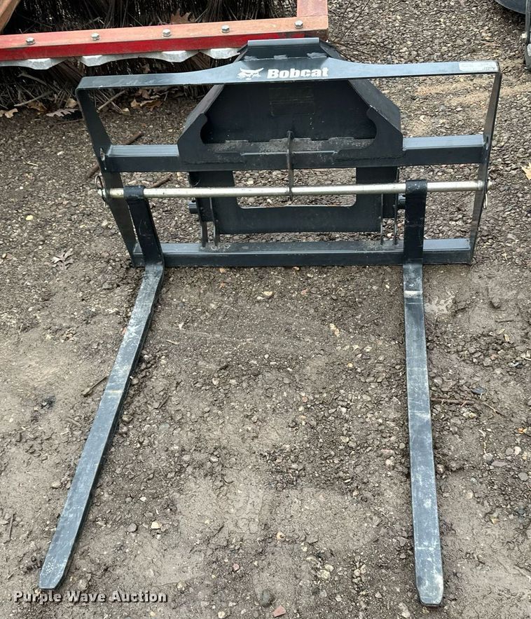 image for item LO9487 2016 Bobcat Toolcat 3650 utility vehicle