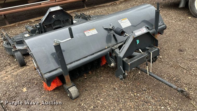 image for item LO9487 2016 Bobcat Toolcat 3650 utility vehicle