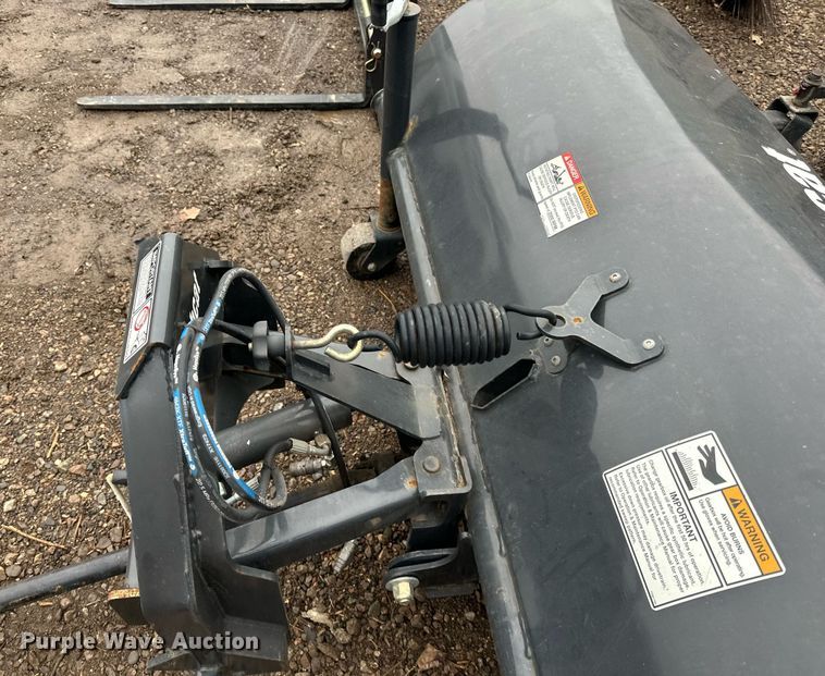 image for item LO9487 2016 Bobcat Toolcat 3650 utility vehicle