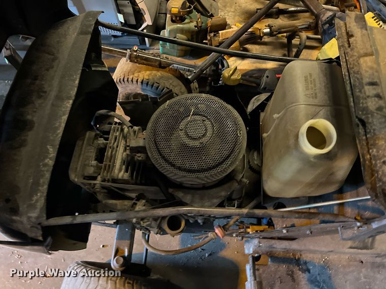 image for item LU9798 Lawn equipment