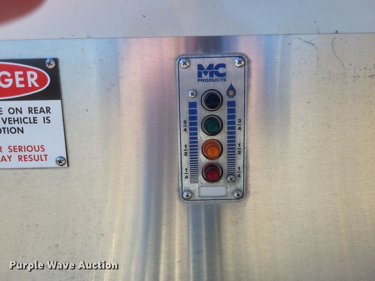 image for item MI9935 1999 Chevrolet C8500 tanker fire truck