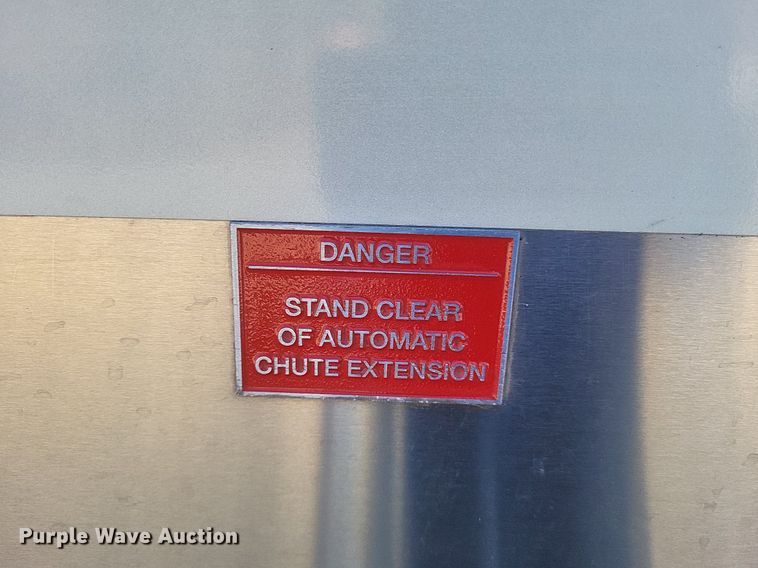 image for item MI9935 1999 Chevrolet C8500 tanker fire truck