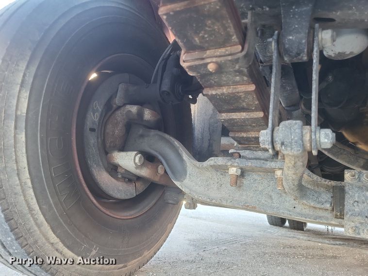 image for item MI9935 1999 Chevrolet C8500 tanker fire truck