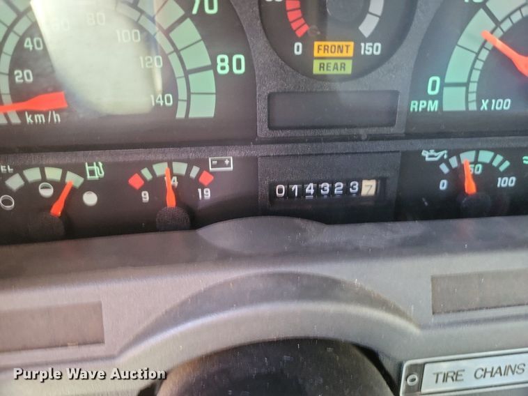 image for item MI9935 1999 Chevrolet C8500 tanker fire truck