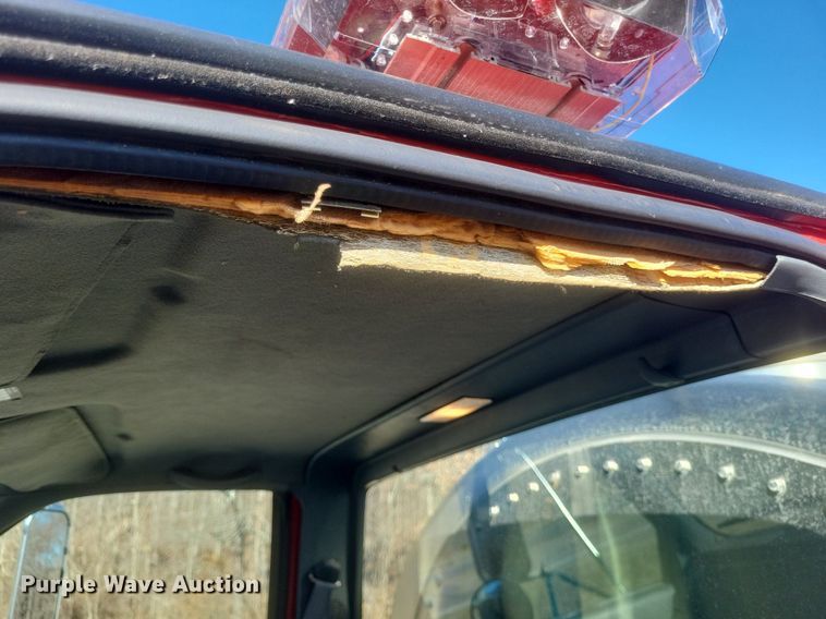 image for item MI9935 1999 Chevrolet C8500 tanker fire truck