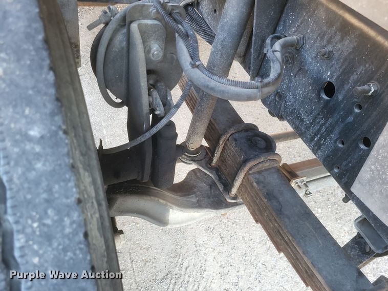 image for item MI9935 1999 Chevrolet C8500 tanker fire truck