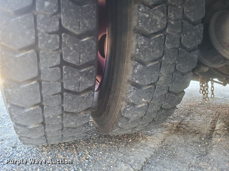 image for item MI9935 1999 Chevrolet C8500 tanker fire truck