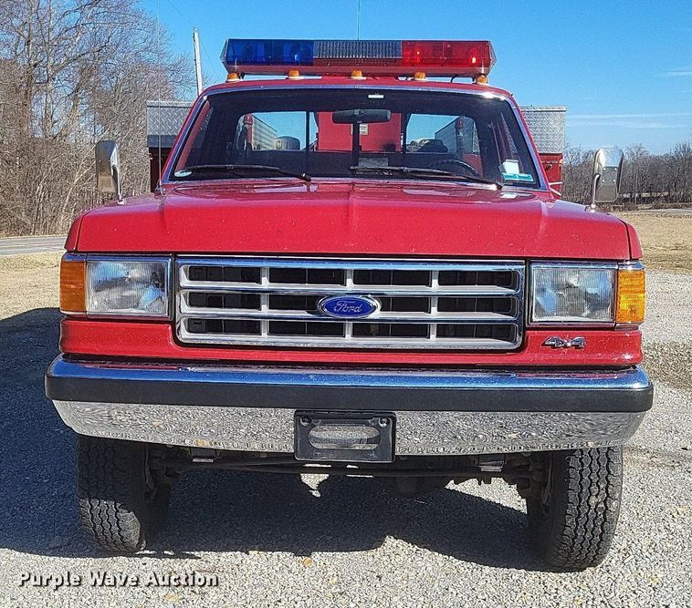 image for item MI9936 1988 Ford F350 XL brush fire truck