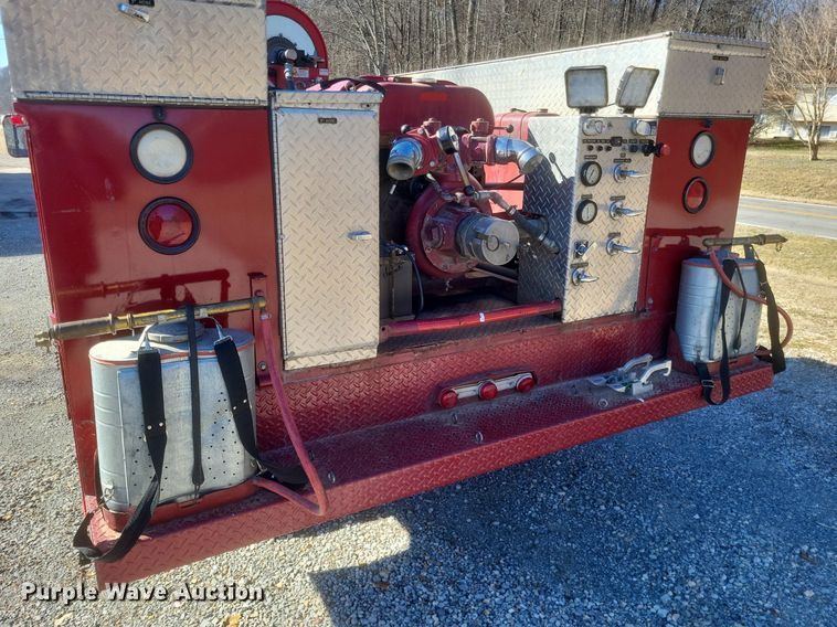 image for item MI9936 1988 Ford F350 XL brush fire truck