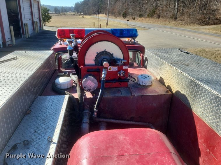 image for item MI9936 1988 Ford F350 XL brush fire truck